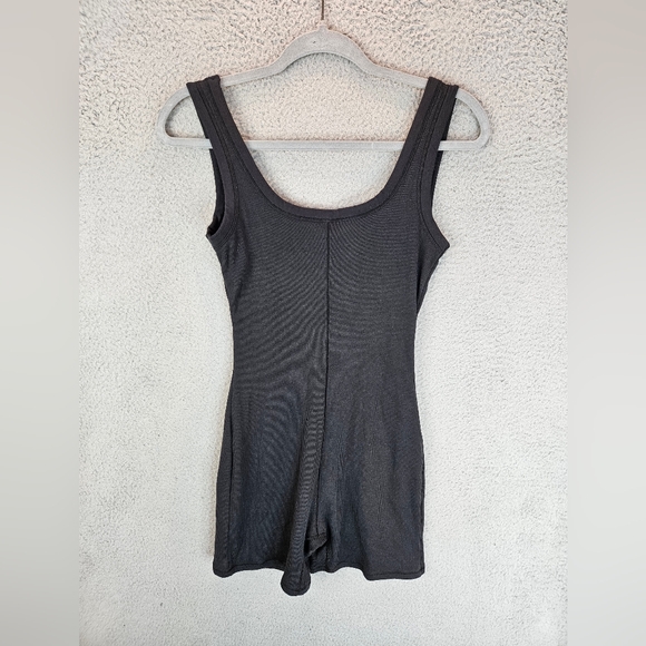 Skims Romper Womens Sz Black Med Ribbed Tank Shorts Bodysuit Minimalist Capsule - Picture 7 of 11